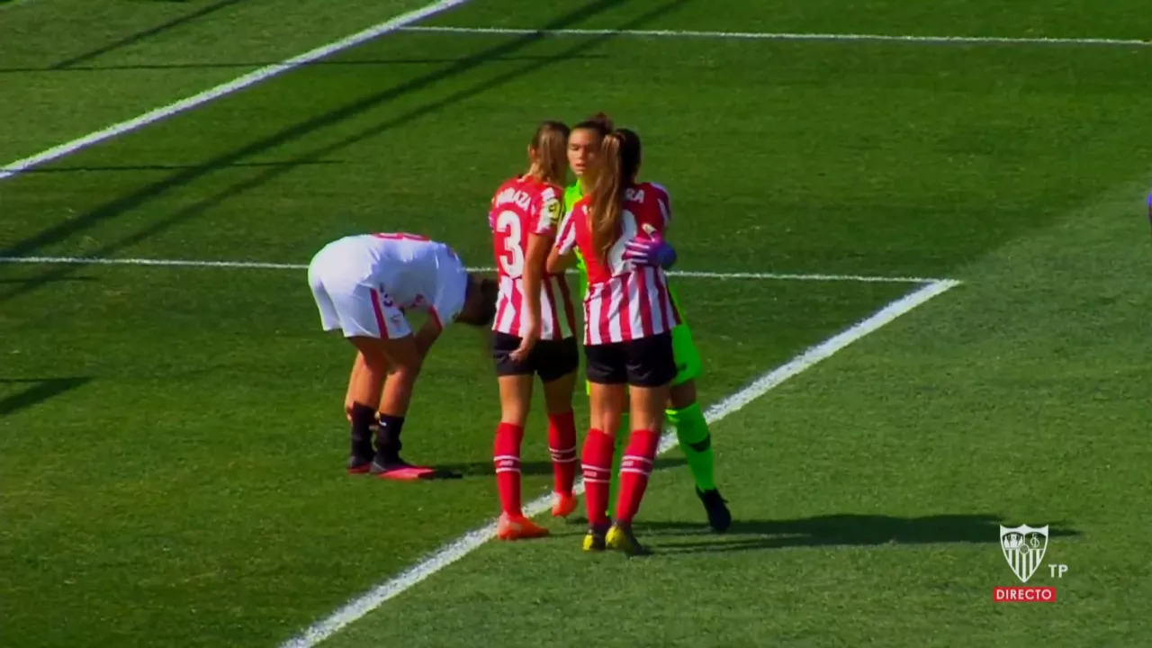 El Athletic juega en Lezama