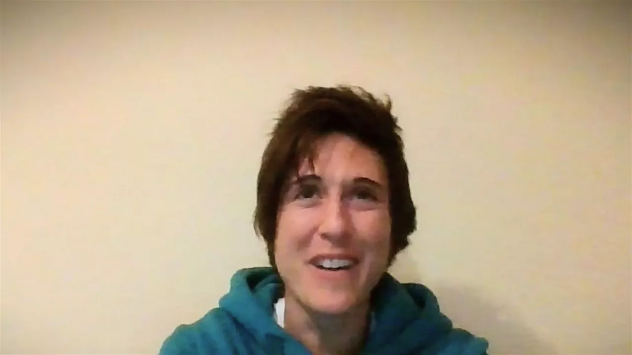 20201110211020_erikavazquez_