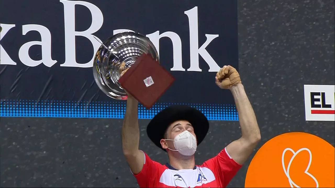 20201129210328_erik-jaka_