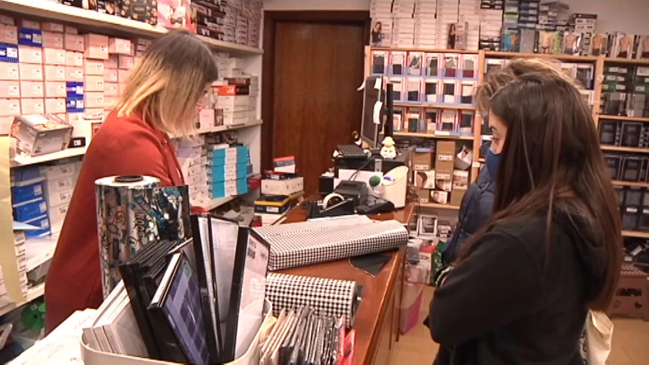 Un comercio de Bilbao en una foto de archivo de EITB Media.