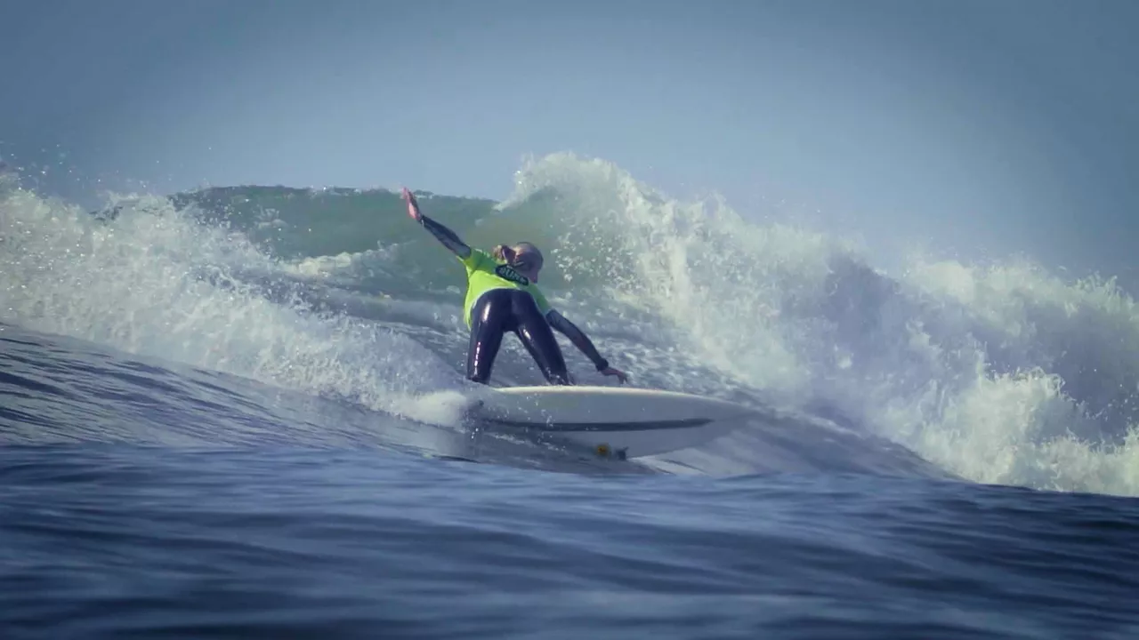 20210302123734_surf-emakumeak_