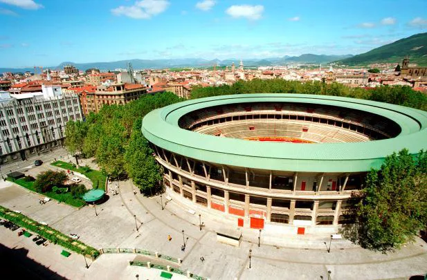 PLAZA DE TOROS PAMPLONA
