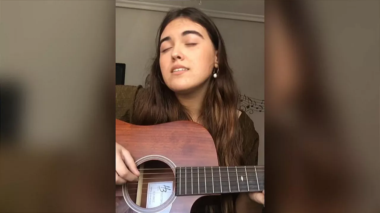 Maddi Arlanzon: "Love On The Brain". Argazkia: EITB