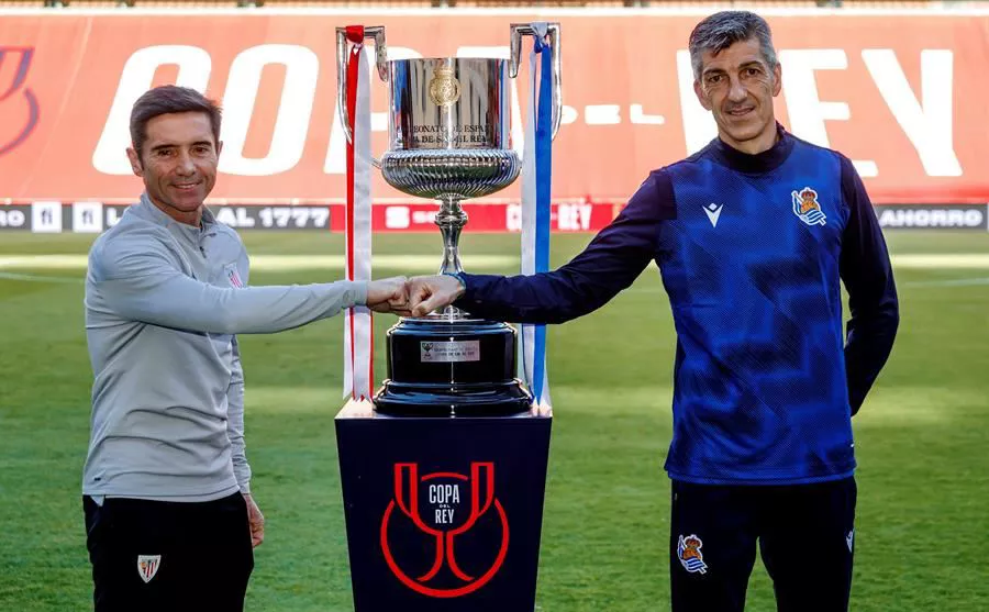 Marcelino e Imanol, junto al a Copa