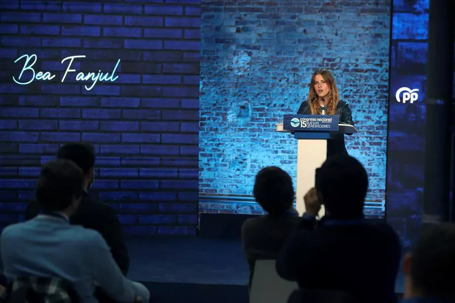 La diputada del PP por Bizkaia Beatriz Fanjul ha sido elegida presidenta de Nuevas Generaciones.