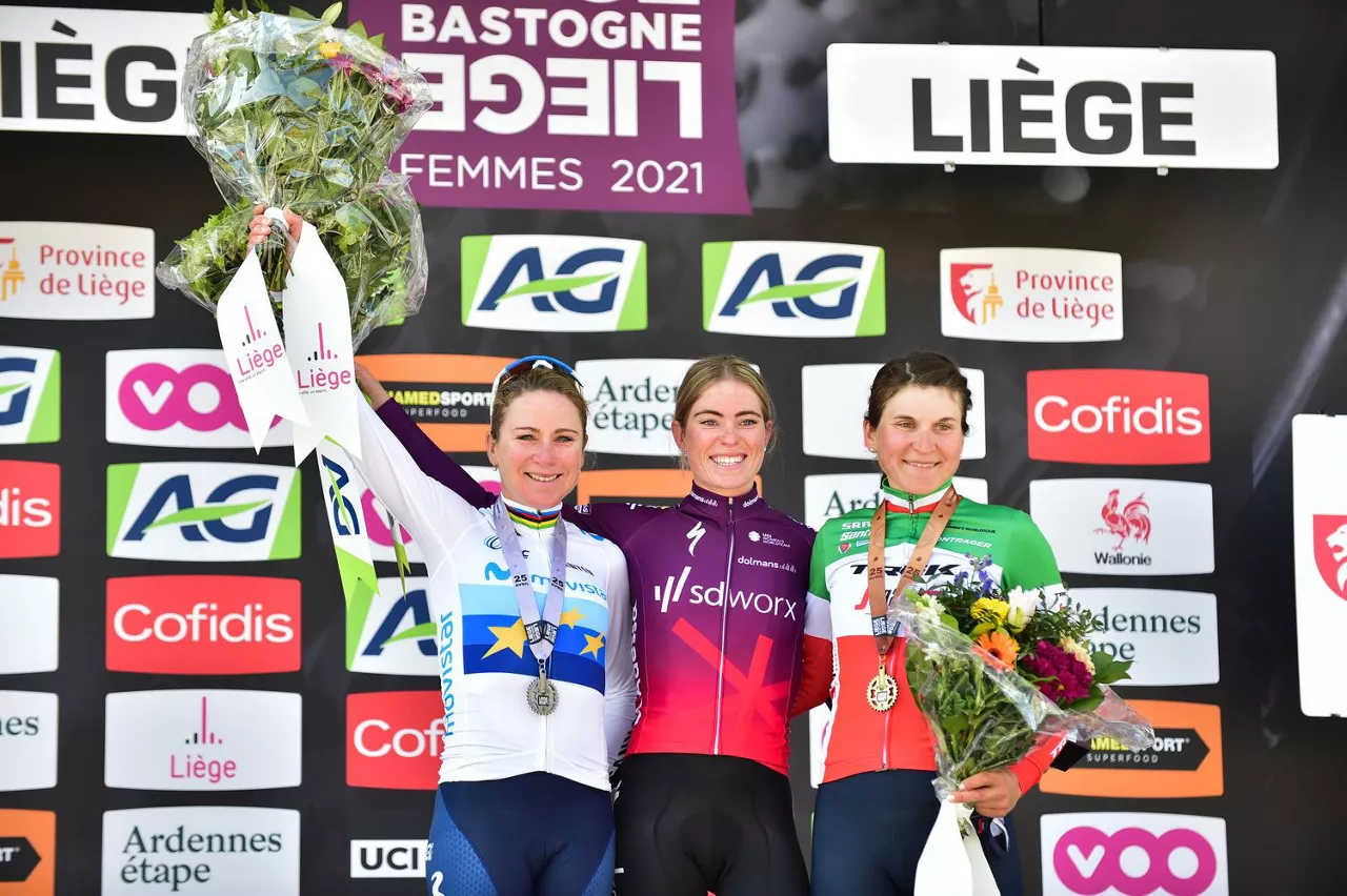25/04/2021 - Liège-Bastogne-Liège Femmes - VAN VLEUTEN Annemiek (MOV), VOLLERING Demi (TEAM SD WORX) et LONGO BORGHINI Elisa (TFS)