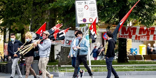Manifestantes en San Sebastián. Foto: EFE