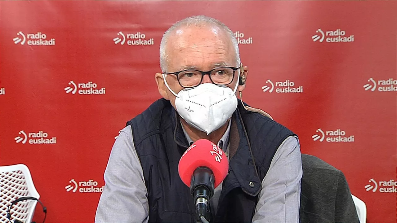 Joseba Azkarraga, Sareren bozeramailea, artxiboko irudian.