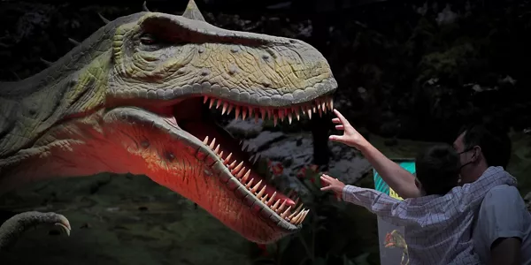 'Dinosaurs Tour' en Refena. Foto: EFE