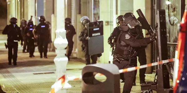 San Sebastián, anoche (EFE)
