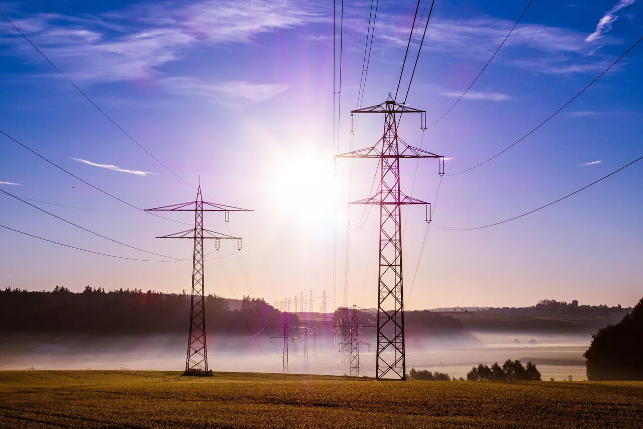 El precio de la luz alcanza su máximo histórico hoy, con 442,54 euros/MWh. Foto: Pixabay