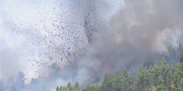 La Palmako Cumbre Vieja erupzioan sartu zenekoa. Argazkia: RTVC