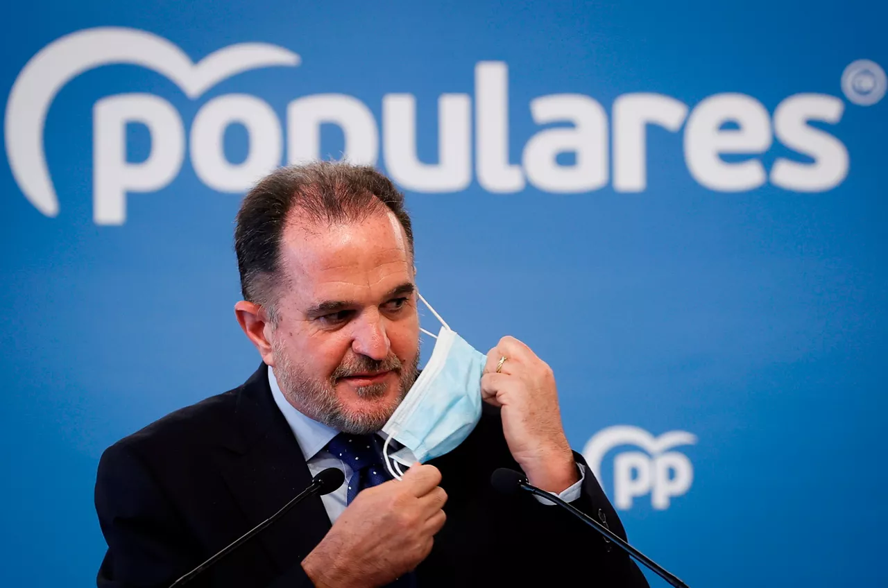 El presidente del PP vasco, Carlos Iturgaiz. Foto: Efe