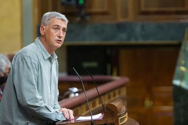 Oskar Matute EH Bilduko diputatua Kongresuan. Artxiboko argazkia: EH Bildu