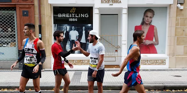 Los primeros corredores. Foto: EFE