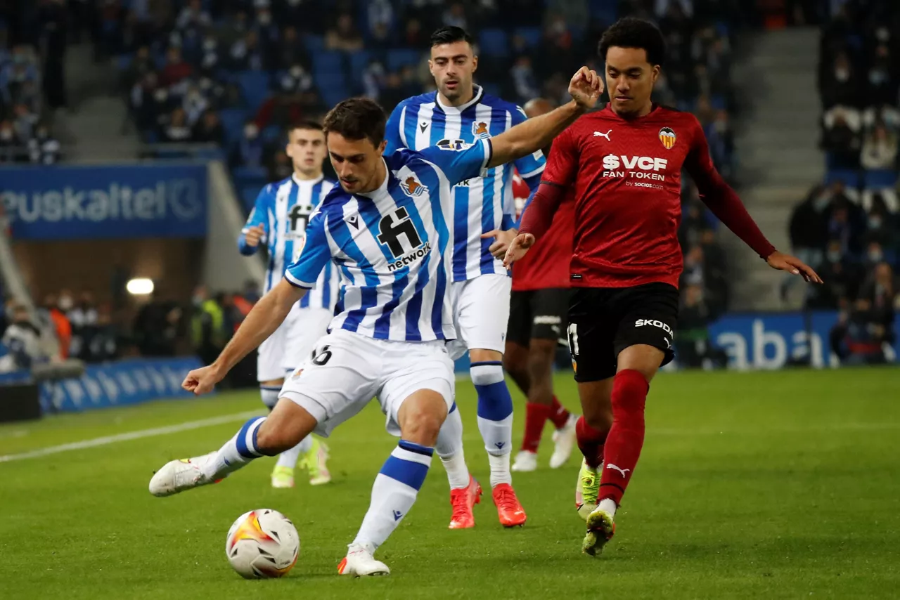 REAL-SOCIEDAD-VALENCIA-ANDER-GUEVARA