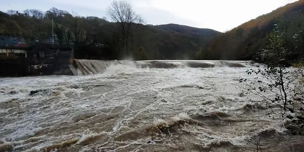 El río Bidasoa en Navarra. Foto: Joxe Zubieta