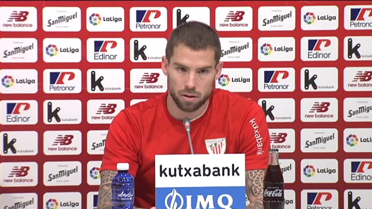 20211209153532_inigo-martinez_