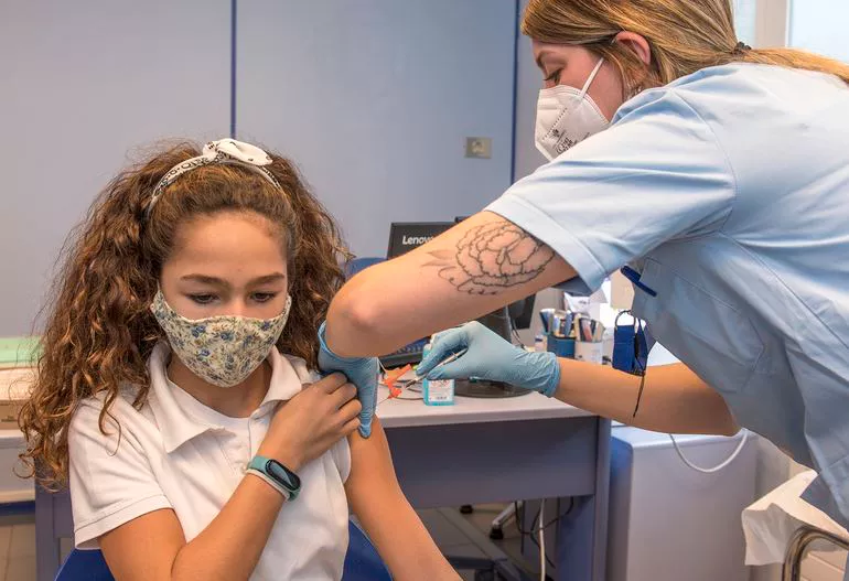 vacuna infantil haurrak txertoa coronavirus koronabirus osakidetza