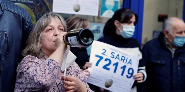 Segundo premio de la Lotería de Navidad cae íntegramente en Basauri (EFE)