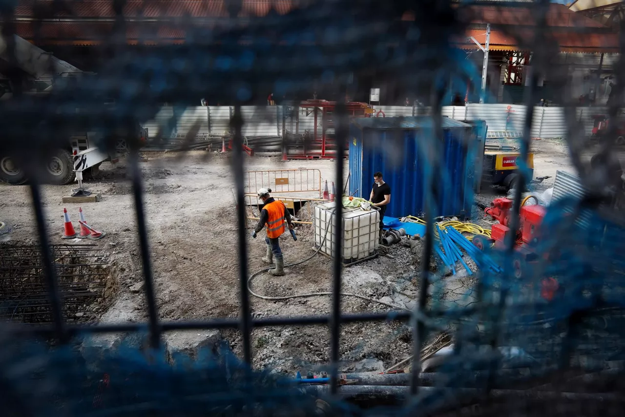 trabajadores langileak obras obrak donostia