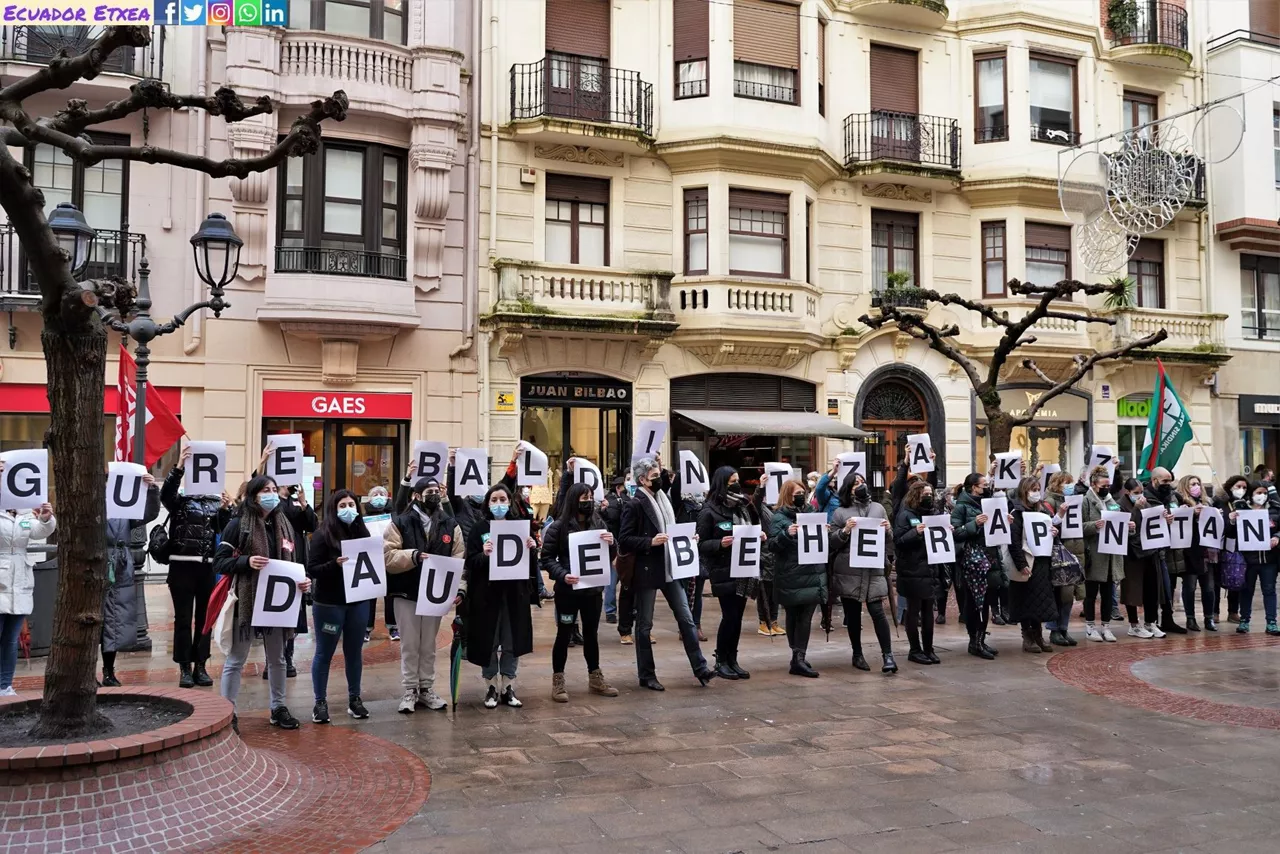 Concentración en Bilbao. Foto: Ecuador Etxea