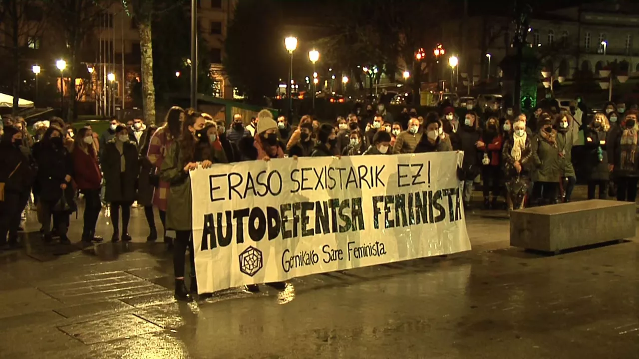 Elkarretaratzea Gernikan. Irudia: EITB Media