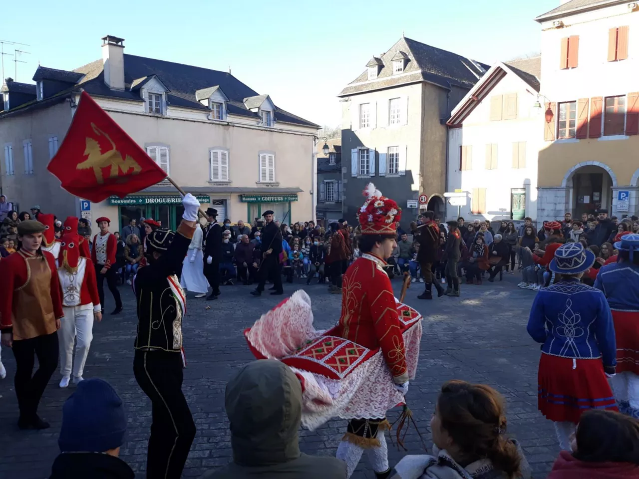 MASKARADA ATHARRATZE