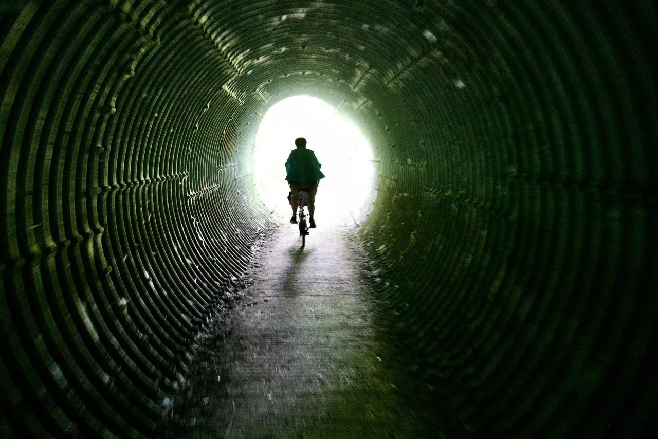 Argia tunel amaieran.