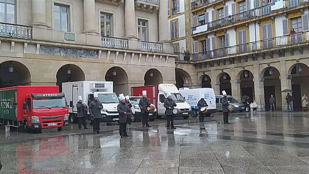 Donostiako Udal Txistulari Banda. Jon Hernandezen bideo batetik ateratako irudia.