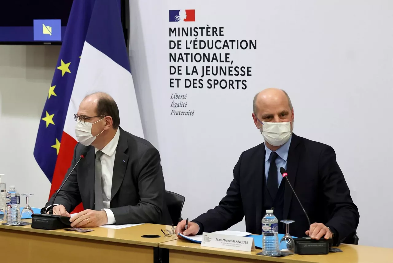Jean-Michel Blanquer, el primero por la derecha