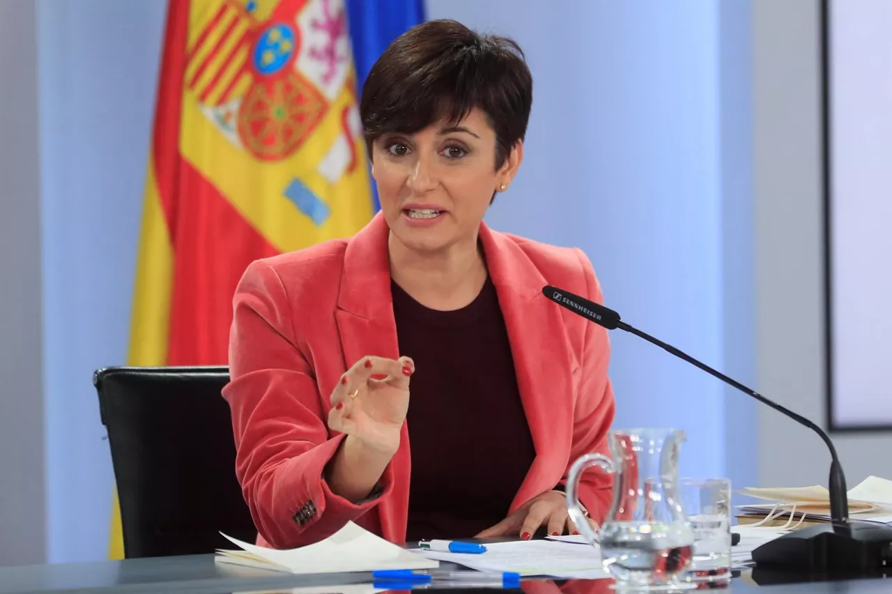 La ministra de Política Territorial y portavoz del Gobierno español, Isabel Rodríguez. Foto: EFE