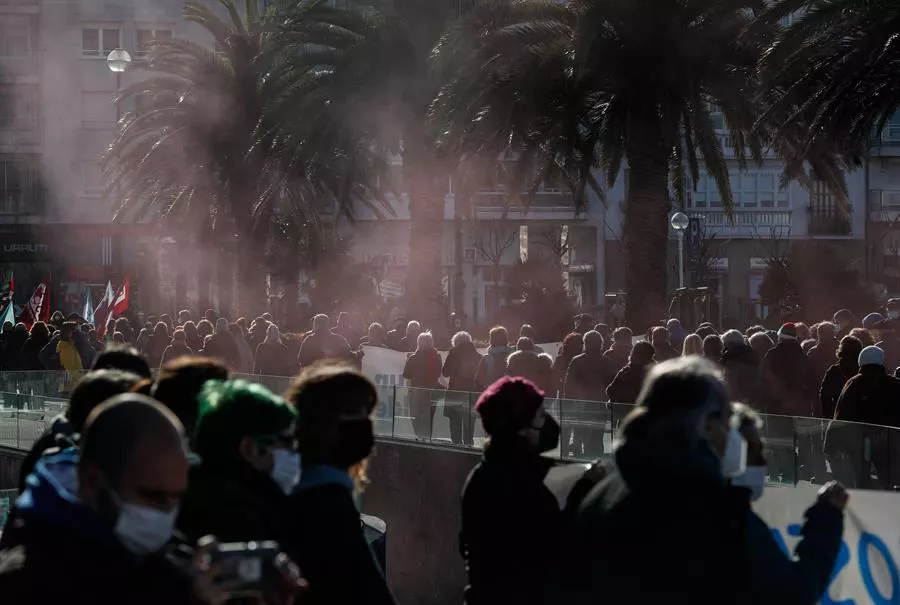 Trabajadores sanitarios en Donostia. Foto: EFE