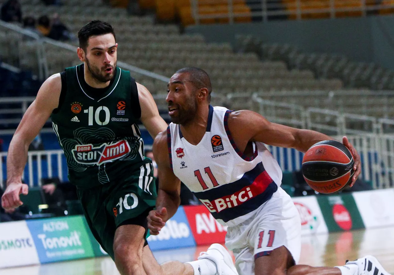 Jayson Granger saskira sarrera egin nahian