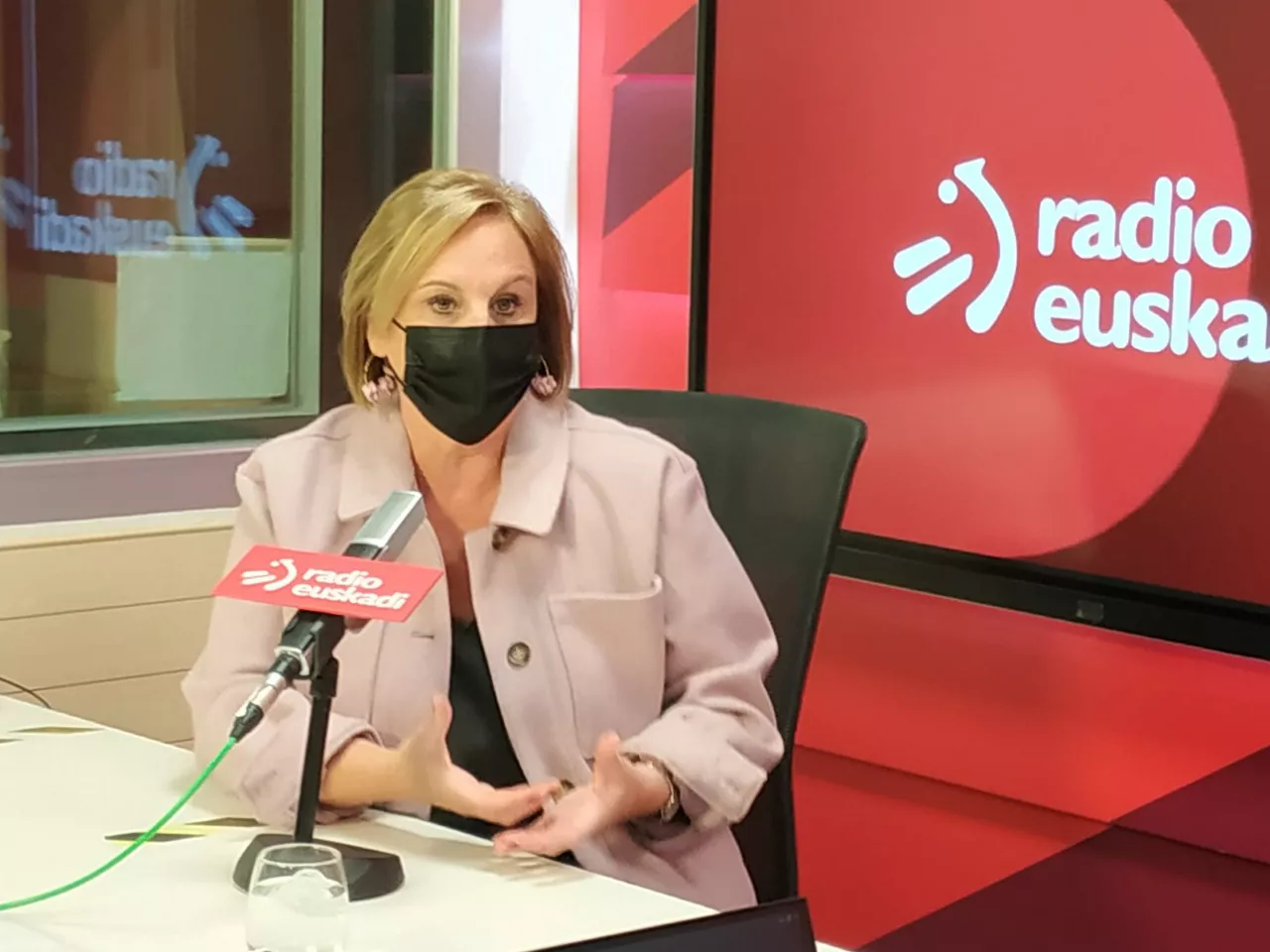 Itxaso Atutxa, gaur, Radio Euskadin. Argazkia: EITB Media.