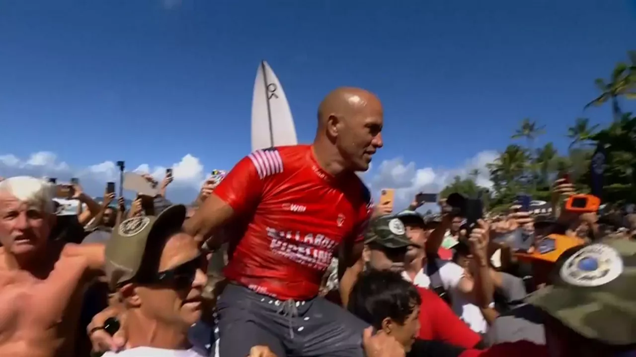 20220206145338_kelly-slater_