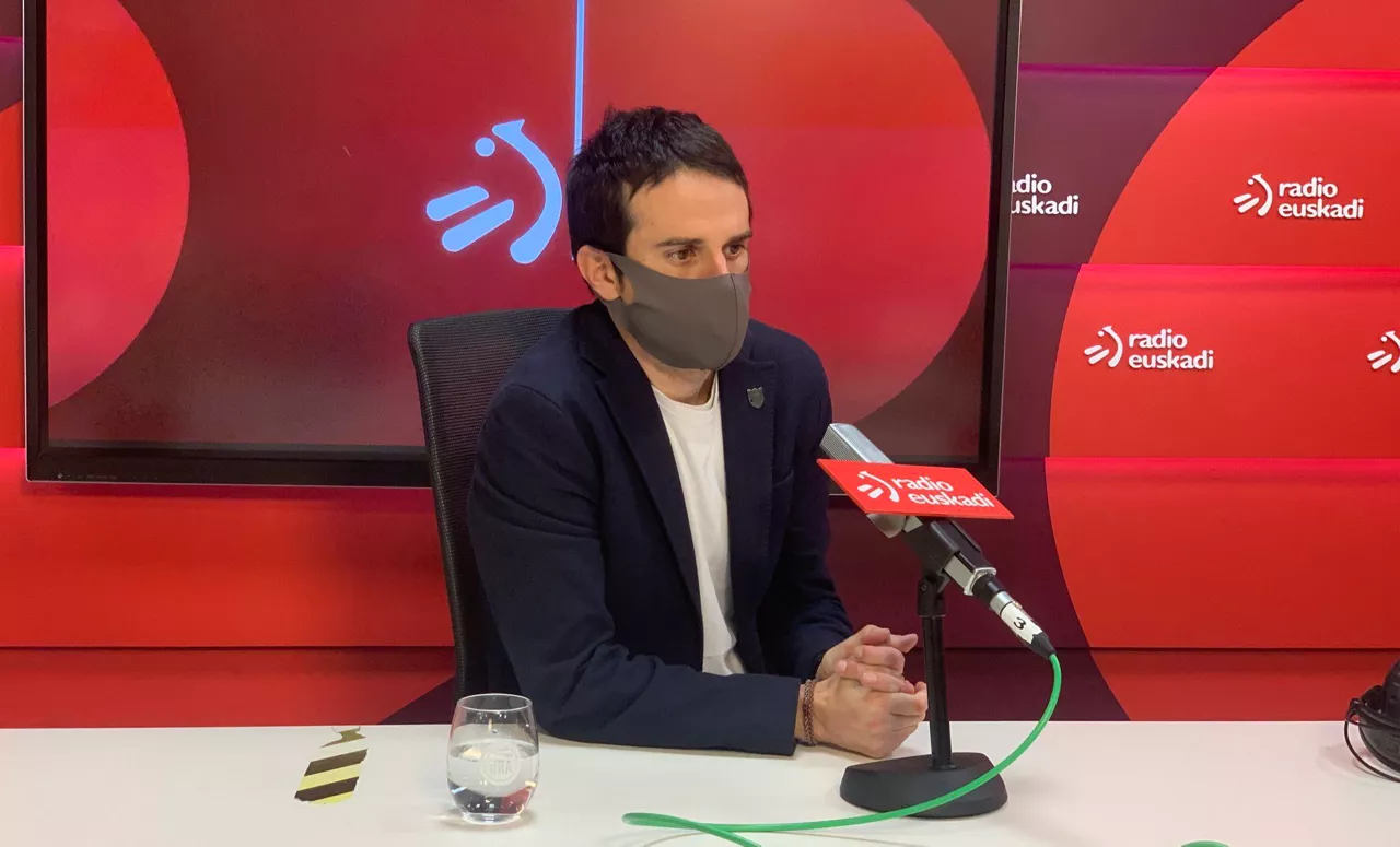 Pello Otxandiano, entrevistado en Radio Euskadi.
