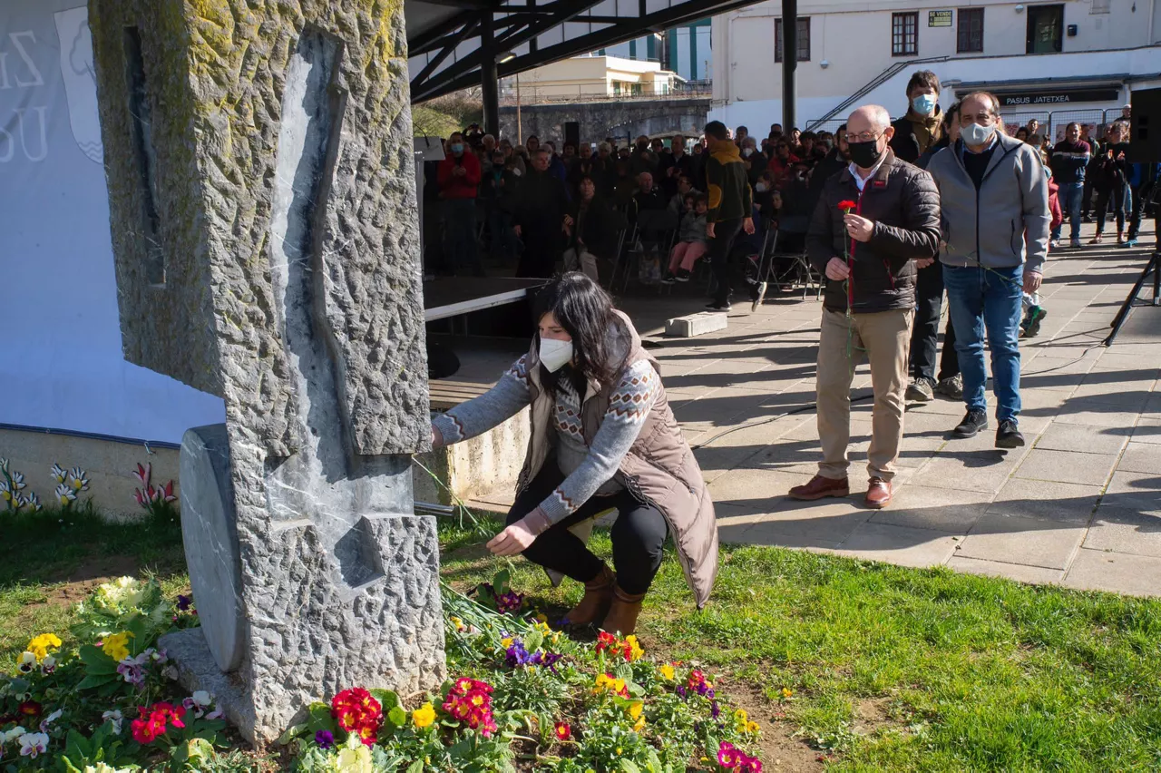 Acto en recuerdo de Joxe Arregi en el 41 aniversario de su muerte. Foto: @ehbildu