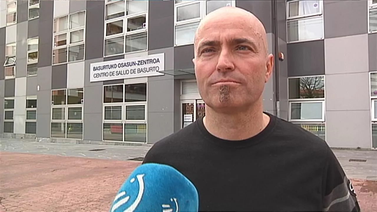 Gontzal Martinez de la Hidalga pediatra. EiTB Mediako bideo batetik ateratako irudia.