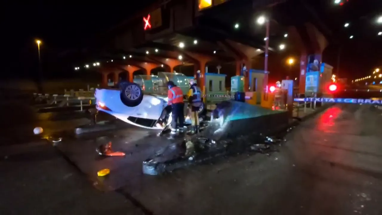 20220219083230_iurreta-accidente-peaje-istripua-iurreta-bizkaiko-suhiltzaileak_