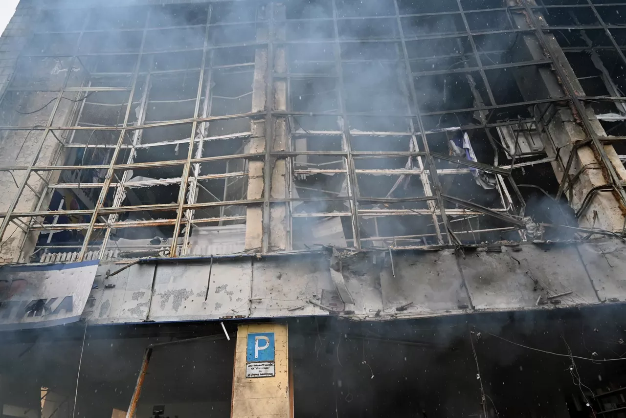 Estado de la capital tras el bombardeo. Foto: EFE