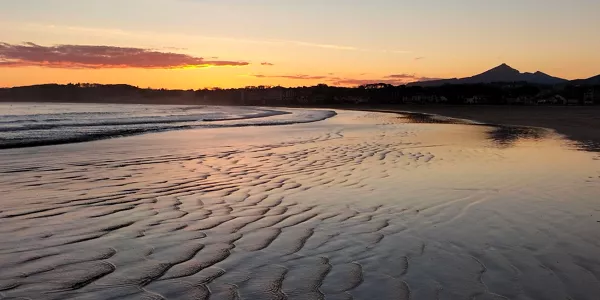 Amanecer en Iparralde. Foto: Juncal Abad