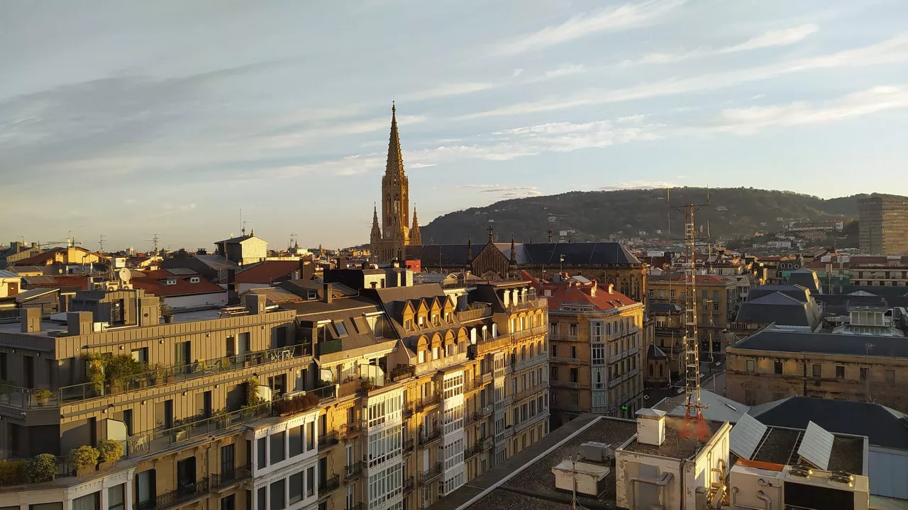 Amanecer en Donostia. Foto: Jon Hernandez Utrera
