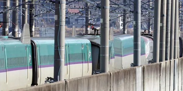 Trenbidetik irten den tren bat. Argazkia: EFE