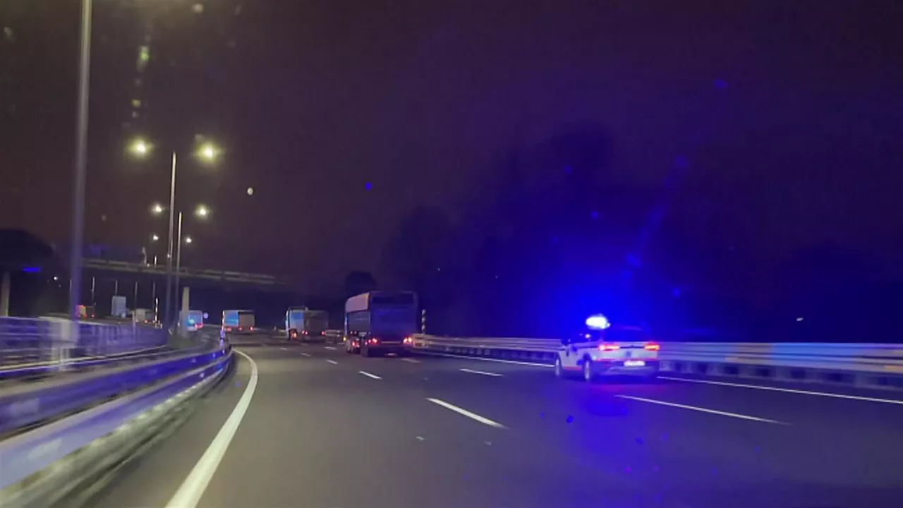 Camiones camino de Bilbao. Imagen extraída de un vídeo de EiTB Media.