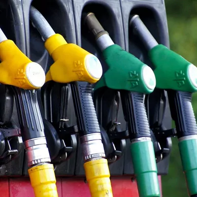 gasolina erregaia pixabay