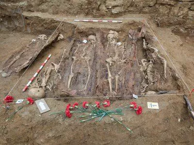 Los cuerpos encontrados. Foto: Aranzadi