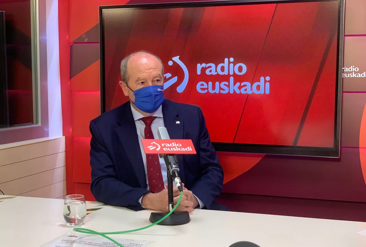 Ricardo Barkala, entrevistado en Radio Euskadi.