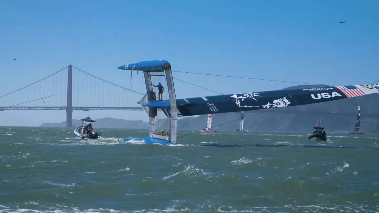 20220322113119_el-equipo-de-sailgp-de-estados-unidos_