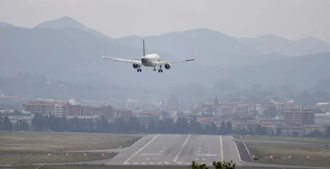avion hegazkina haizea viento loiu aeropuerto aireportua